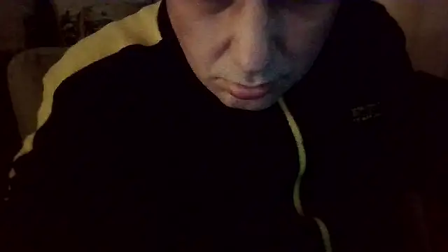 Snapshot of GrandpasDadBulg chatting on January 15, 11:19 pm GrandpasDadBulg online show from January 15, 11:19 pm