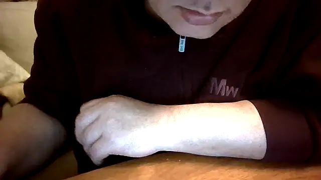 Snapshot of GrandpasDadBulg chatting on February 27, 1:27 am GrandpasDadBulg online show from February 27, 1:27 am