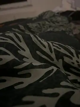 Snapshot of Mo_2003 chatting on January 28, 11:07 pm Mo 2003 online show from January 28, 11:07 pm