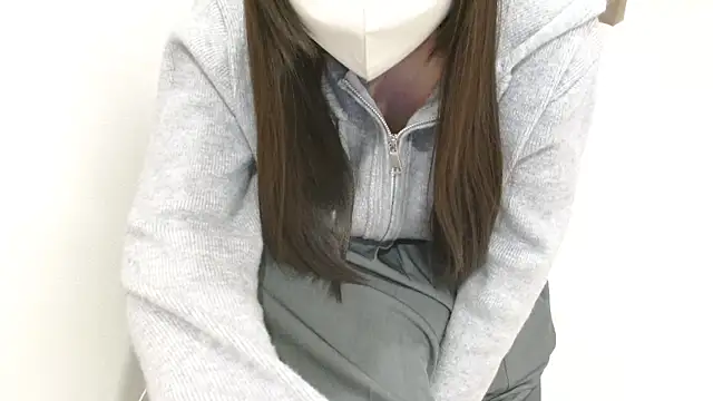 Snapshot of coco12221 chatting on February 11, 8:26 am coco12221 online show from February 11, 8:26 am