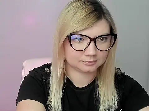 Lola moree online show from October 6, 11:40 am