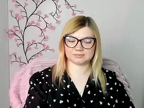 Lola moree online show from May 11, 2:45 pm