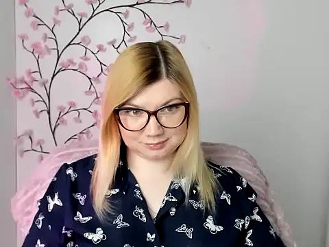 Lola moree online show from May 13, 11:51 am