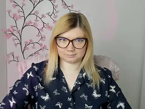 Lola moree online show from May 18, 11:38 am