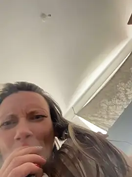 blondey206 online show from April 25, 2:03 pm