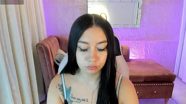 miss isabella m online show from May 21, 12:23 pm