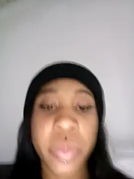 Snapshot of Zaira_Rose_ chatting on March 31, 2:02 am Zaira Rose online show from March 31, 2:02 am