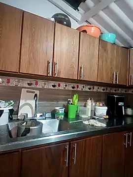 Snapshot of Zaira_Rose_ chatting on April 2, 12:52 am Zaira Rose online show from April 2, 12:52 am