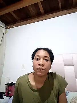 Zaira Rose  online show from May 10, 3:33 am