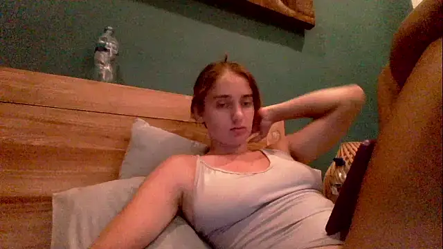 Snapshot of valure_lera chatting on February 10, 1:11 pm valure lera online show from February 10, 1:11 pm