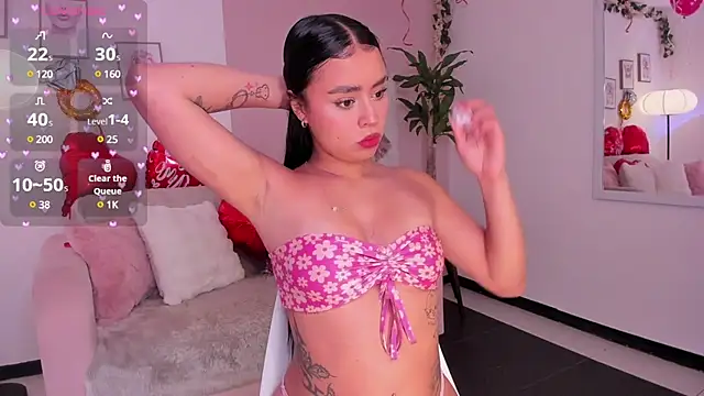 Snapshot of meli_ortiz_ chatting on February 15, 12:43 pm meli ortiz online show from February 15, 12:43 pm