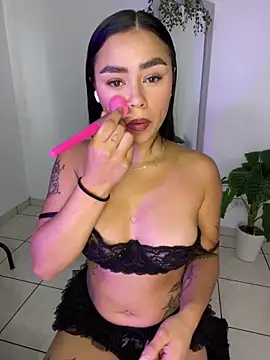 meli ortiz  online show from March 13, 3:18 pm