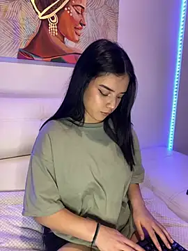 eileensophi online show from February 28, 3:04 am