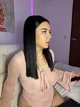 eileensophi online show from March 9, 2:50 am