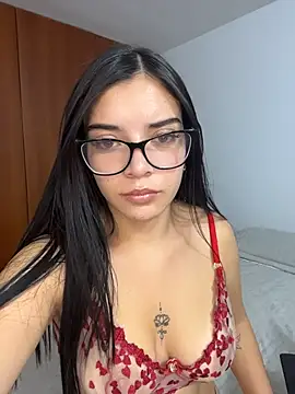 eileensophi online show from July 25, 3:37 am