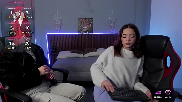 violet thomson online show from March 15, 4:13 am