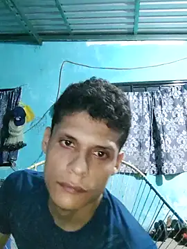 Snapshot of CarlosZava27216 chatting on October 27, 5:44 am CarlosZava27216 online show from October 27, 5:44 am