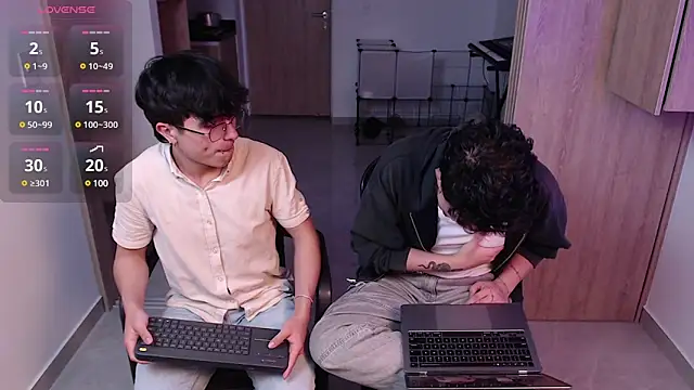Snapshot of stiven_and_ale chatting on March 19, 3:30 am stiven and ale online show from March 19, 3:30 am