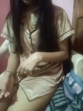 Snapshot of angel-cinderella chatting on October 29, 10:44 pm angel-cinderella online show from October 29, 10:44 pm