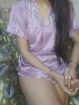 Snapshot of angel-cinderella chatting on March 8, 10:13 pm angel-cinderella online show from March 8, 10:13 pm