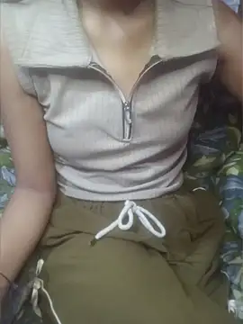 Snapshot of angel-cinderella chatting on March 24, 9:42 pm angel-cinderella online show from March 24, 9:42 pm