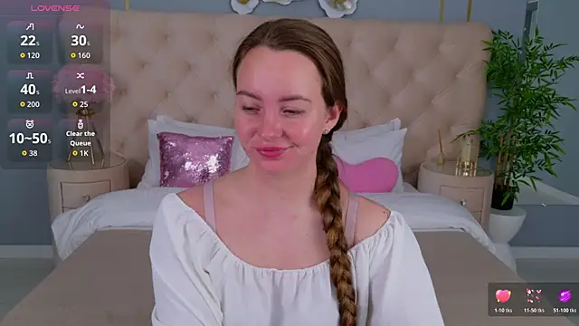 JaniceCollins online show from April 3, 1:47 am