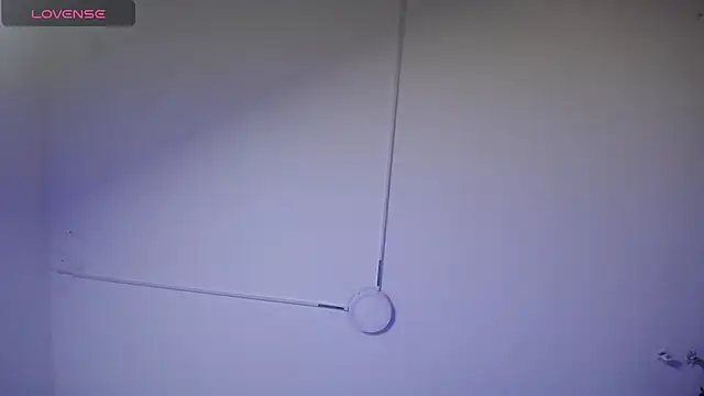 Snapshot of lunaember_cs chatting on March 6, 5:26 am lunaember cs online show from March 6, 5:26 am