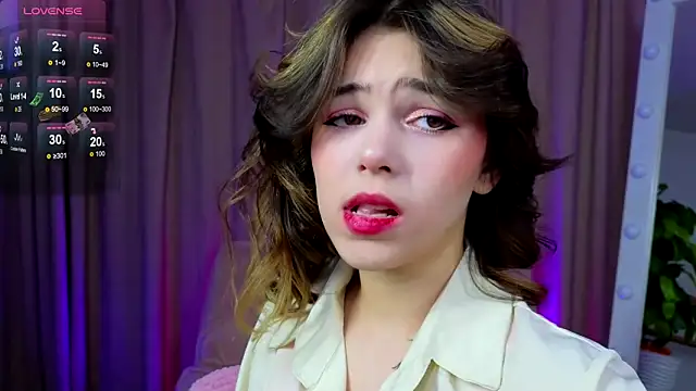 Hotary Yuko online show from March 10, 11:10 am