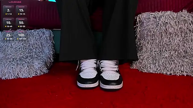 Snapshot of aleya_bliss chatting on October 7, 2:31 am aleya bliss online show from October 7, 2:31 am