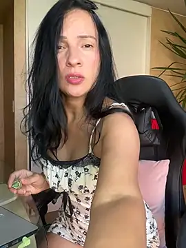 Snapshot of ValeriaVixen chatting on March 31, 7:14 pm ValeriaVixen online show from March 31, 7:14 pm