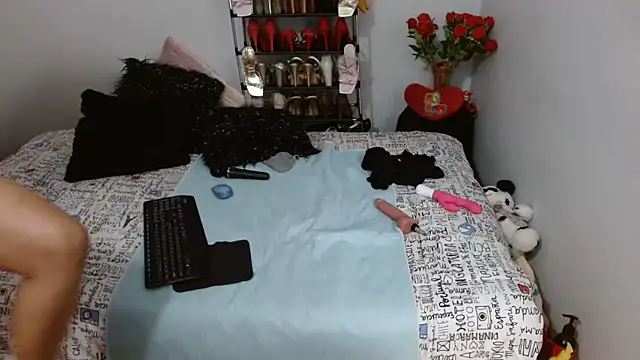 Lunasquirt1985 online show from February 8, 2:09 pm