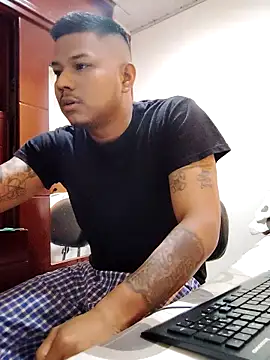 Snapshot of Saipadpuer30 chatting on October 1, 11:05 am Saipadpuer30 online show from October 1, 11:05 am