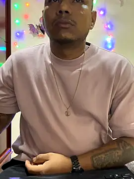 Snapshot of Saipadpuer30 chatting on October 31, 10:38 am Saipadpuer30 online show from October 31, 10:38 am