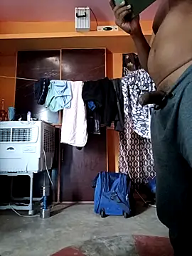 Snapshot of bigcock_thick chatting on October 9, 2:20 am bigcock thick online show from October 9, 2:20 am