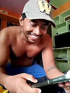 Snapshot of bigcock_thick chatting on October 25, 3:47 am bigcock thick online show from October 25, 3:47 am