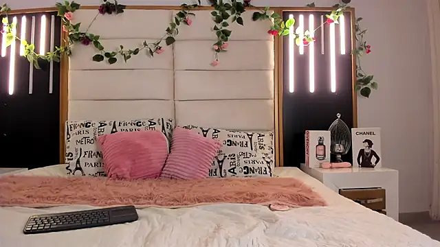 SofiArias online show from February 20, 4:14 pm