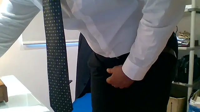 66MA69 online show from March 18, 8:06 am