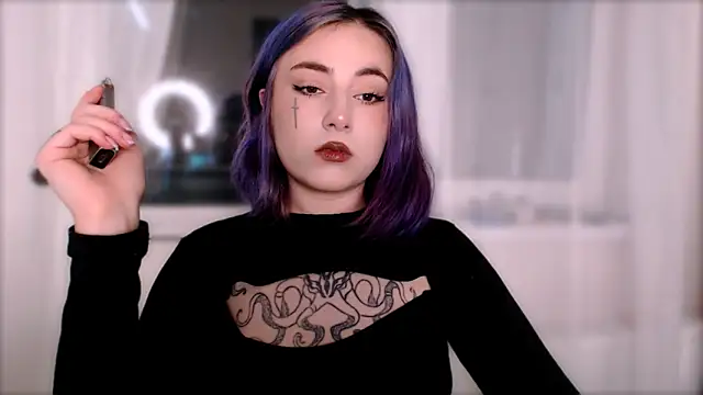 purplewitch online show from October 21, 8:09 pm