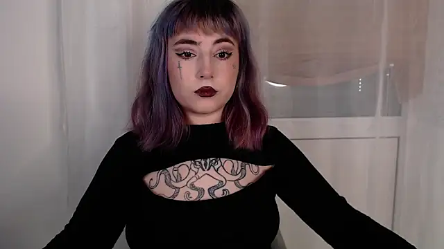 purplewitch online show from January 9, 4:32 pm