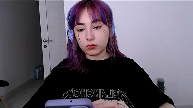 purplewitch online show from March 4, 7:36 am