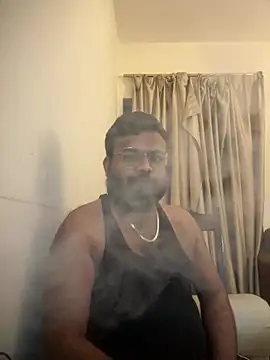 Snapshot of SoloChill chatting on April 27, 12:52 am SoloChill online show from April 27, 12:52 am