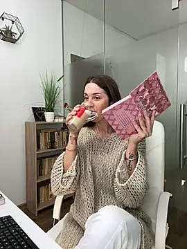 Anya-Ray online show from May 4, 5:58 am