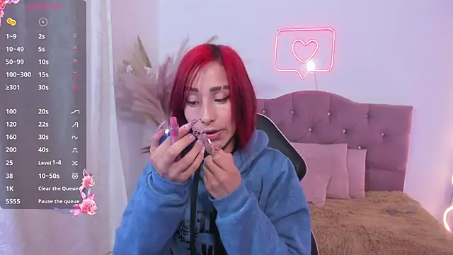 Snapshot of palmerfox_tay chatting on October 9, 3:37 am palmerfox tay online show from October 9, 3:37 am