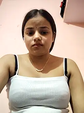 Snapshot of RAYI_123 chatting on April 12, 5:34 am RAYI 123 online show from April 12, 5:34 am
