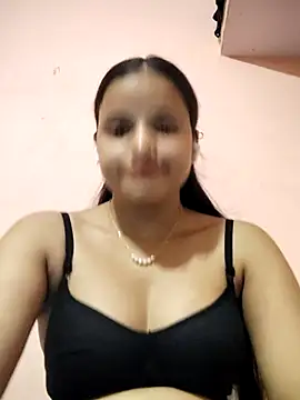Snapshot of RAYI_123 chatting on April 26, 3:42 pm RAYI 123 online show from April 26, 3:42 pm