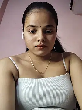Snapshot of RAYI_123 chatting on May 21, 2:46 pm RAYI 123 online show from May 21, 2:46 pm