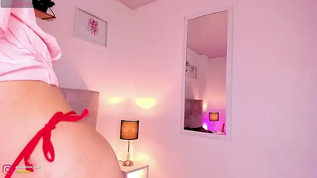 mac-sara online show from February 28, 7:56 pm