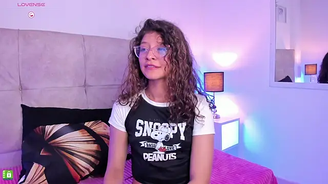 mac-sara online show from March 23, 2:04 am