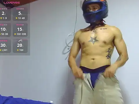Snapshot of Keiviid chatting on April 12, 2:27 am Keiviid online show from April 12, 2:27 am