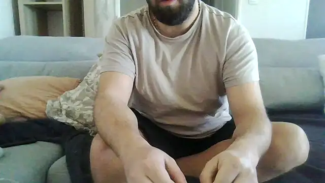 Snapshot of Zer_oki chatting on March 17, 9:23 am Zer oki online show from March 17, 9:23 am